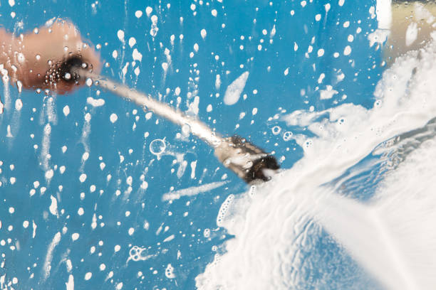 Best Driveway Pressure Washing  in Center Point, IA